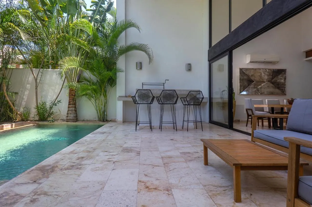 Spectacular 4Br Tulum Style Villa With Concierge And Secluded Pool メキシコ