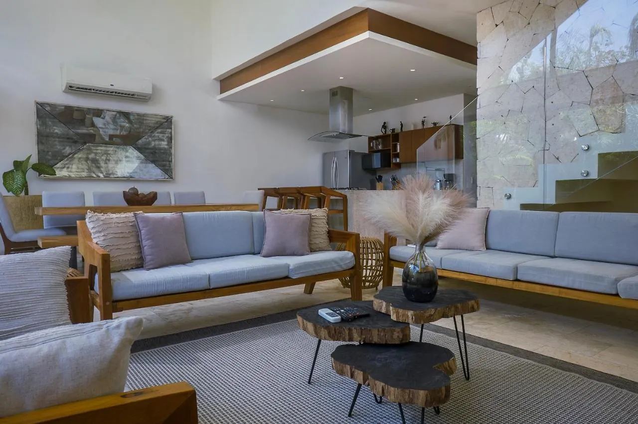 Spectacular 4Br Tulum Style Villa With Concierge And Secluded Pool