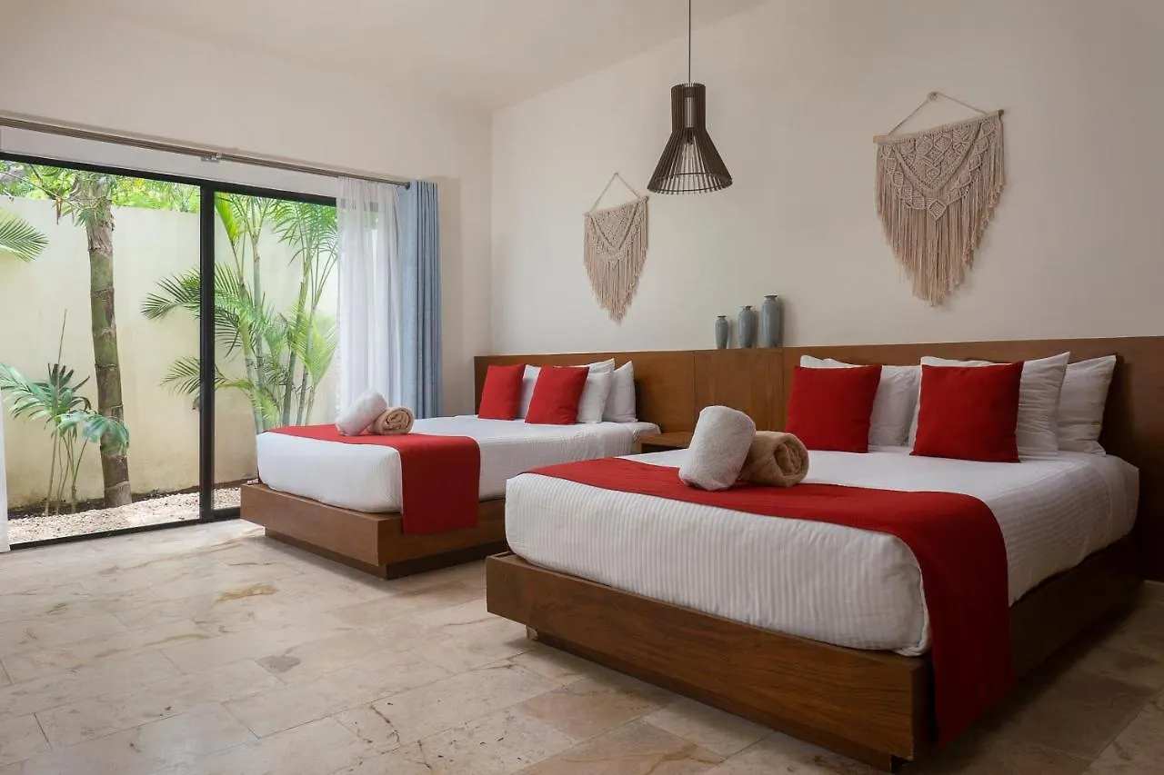 Spectacular 4Br Tulum Style Villa With Concierge And Secluded Pool